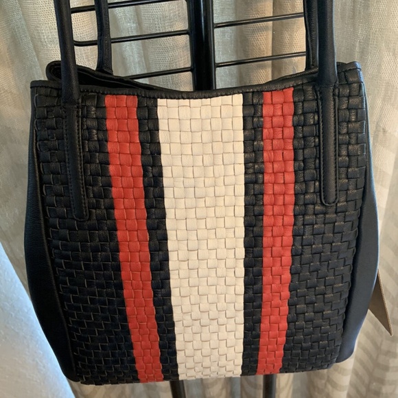 CLEVER CARRIAGE CASABLANCA HANDBRAIDED STUNNING PURSE $425 RETAIL NEW W/ BAG - Picture 6 of 8